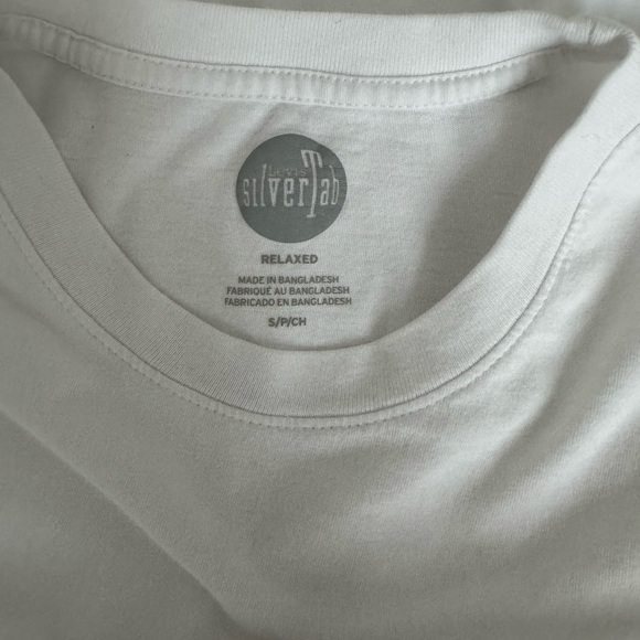 white graphic tee silvertab levi’s - Picture 3 of 3